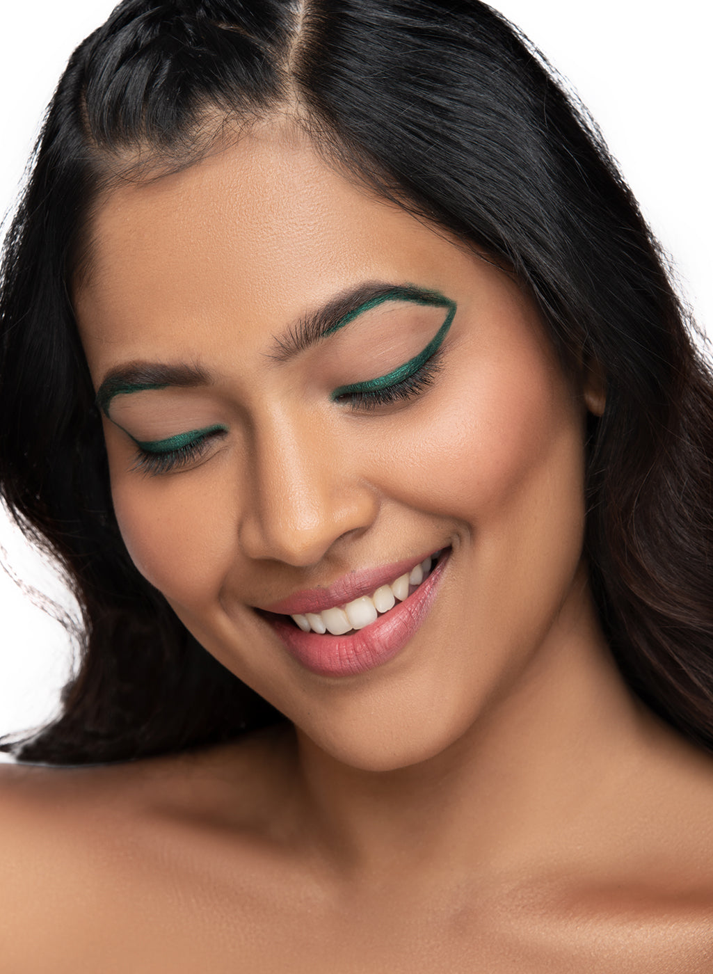 SUGAR Cosmetics Kohl Of Honour Intense Kajal - 05 Go Green (Dark Green)