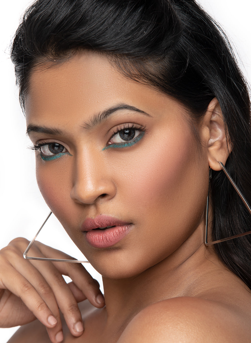 SUGAR Cosmetics Kohl Of Honour Intense Kajal - 03 Aqua Lung (Metallic Mint Green)