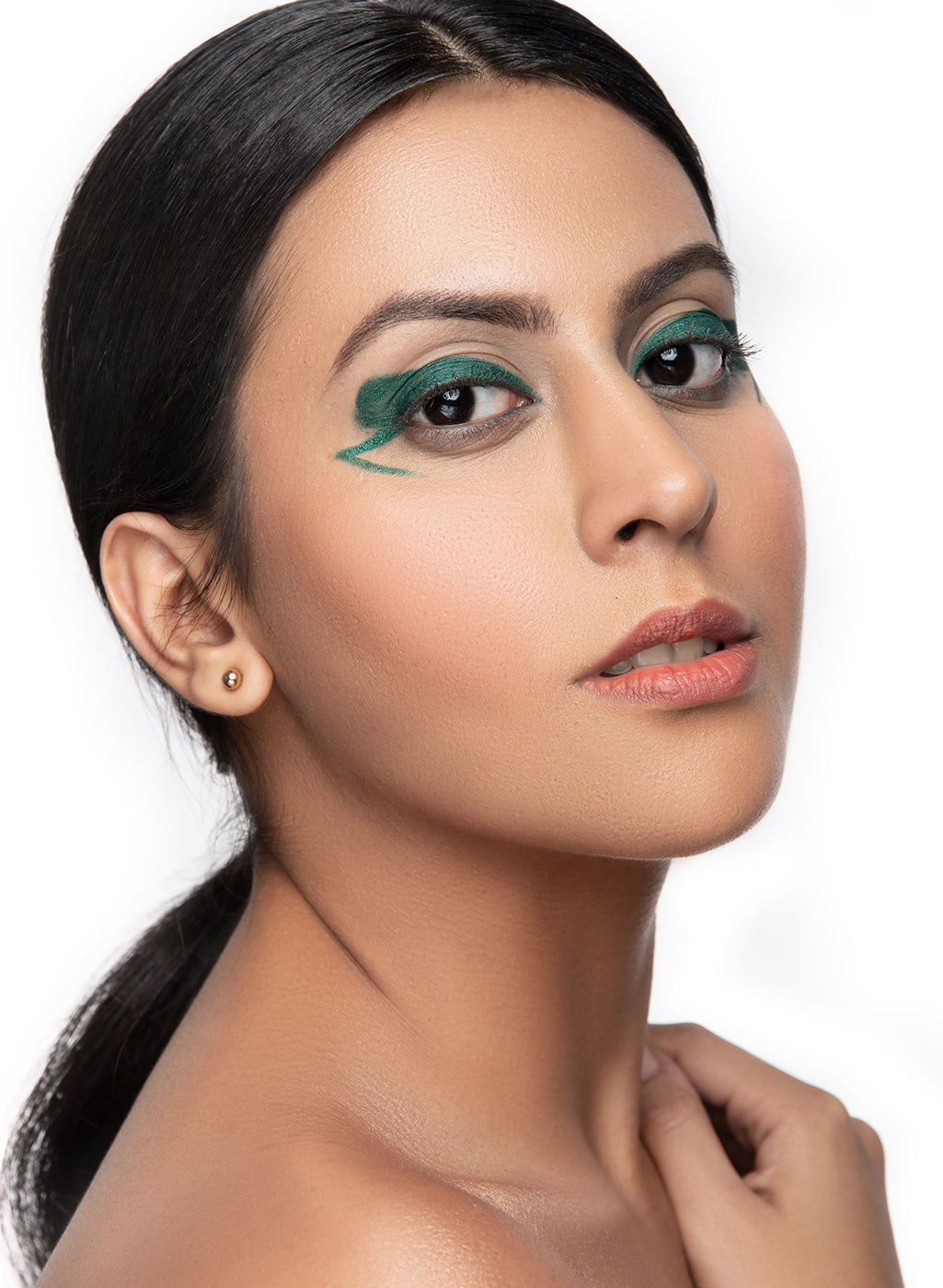 SUGAR Cosmetics Kohl Of Honour Intense Kajal - 05 Go Green (Dark Green)