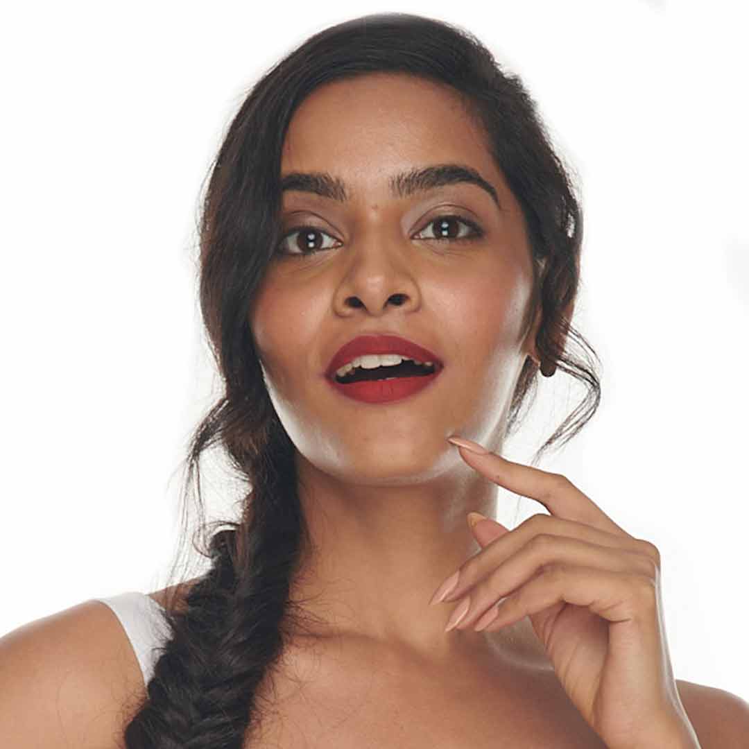 SUGAR POP Matte Lipcolour - 04 Raspberry + Nourishing Lip Balm - 02 Cherry Lip Kit